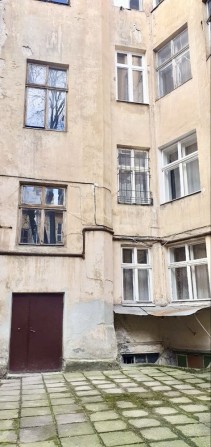 Терміново!Продаж нежитлового приміщення вул Дорошенка( Центр) - фото 1