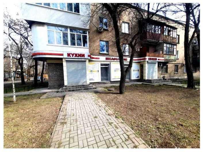 Продаж магазину/салону 125 м.кв. Металургів/Богдана Хмельницького - фото 1