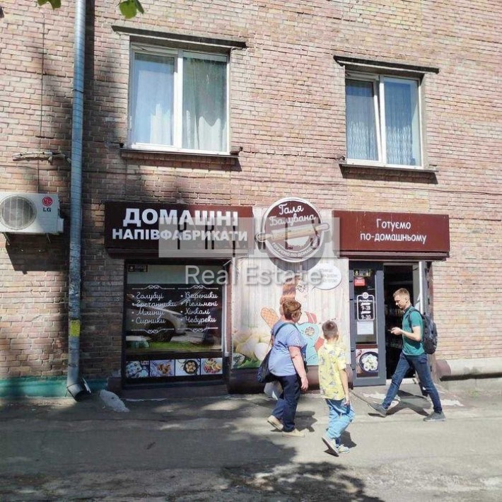 Продаж фасадного торговельного приміщення, вул. Шовкуненка, 8/20 - фото 1
