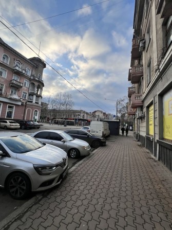 В Продажу приміщення в цоколі на Соборній - фото 1