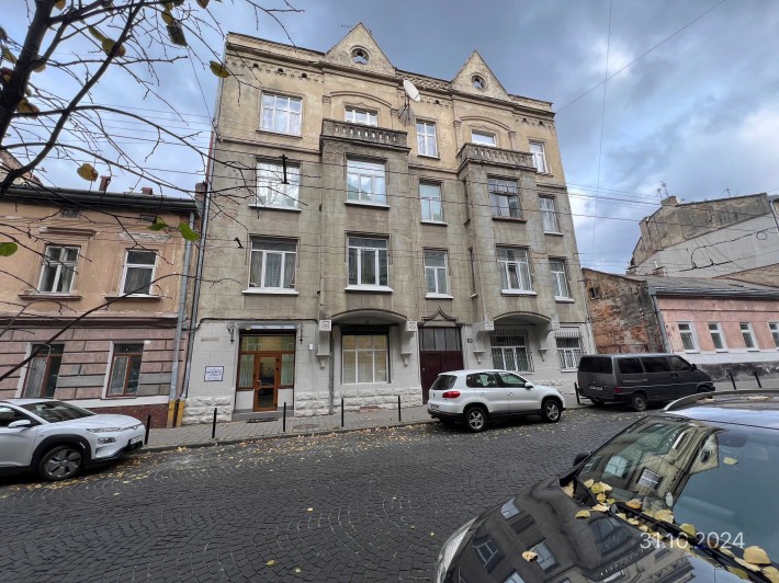 Нежитлові приміщення цокольного поверху, площею 17,3 кв.м, м.Львів - фото 1