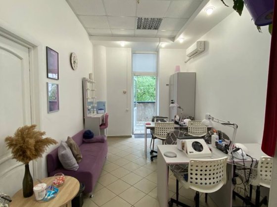 Продам готовий бізнес студію манікюру Позняки Киев