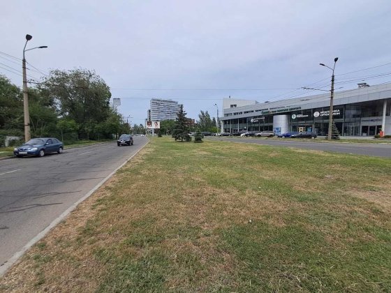 Фасад. Набережная Победы. Дніпро