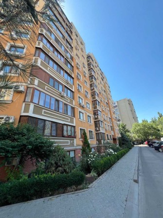 Нежилое помещение 68.3 кв.м. ЖК Академгородок - фото 1