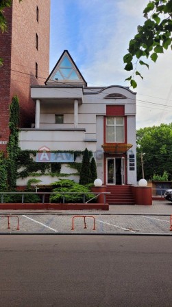 Продам в центре офисное помещение 118000$ - фото 1