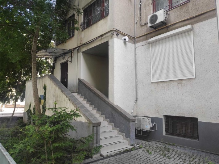 Продам фасадный офис на Базарной Белинского. 410 м2. Парк Шевченко - фото 1
