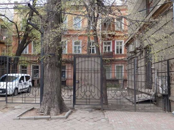 Преображенская: продам подвальное помещение в активном людном центре! Одеса