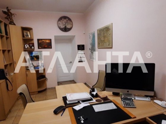 Продам дворовой офис в центре города, ул. Пушкинская Одеса