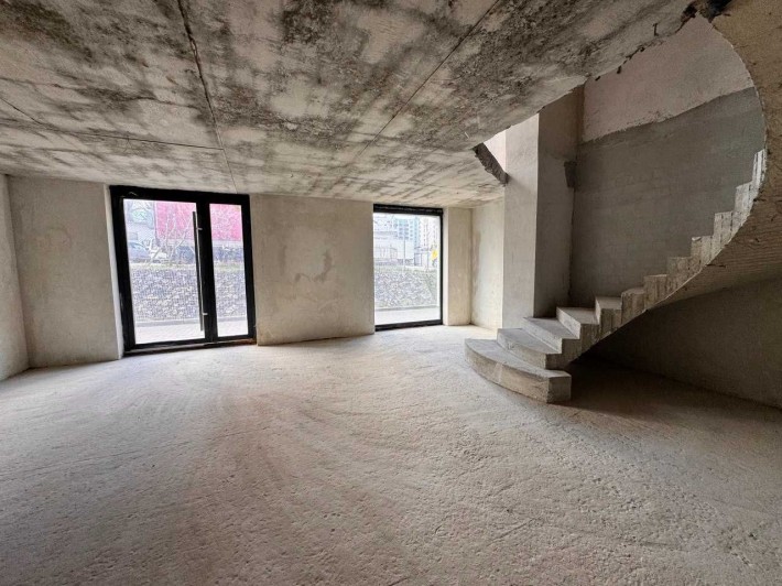 Продаж комерції 176м2, дворівнева, вул. Під Голоском, 150 000$ - фото 1