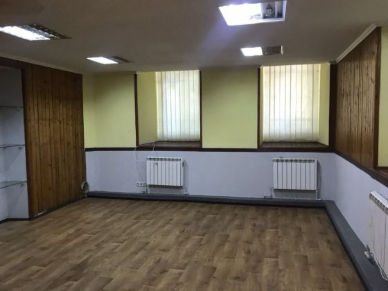 Вул.Декабристів/ центр/ Магазин Миколаїв