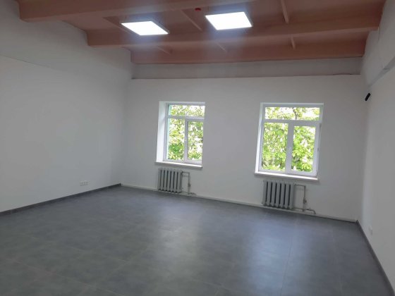 Оренда офісного приміщення студії склад в м.Василькові Васильков