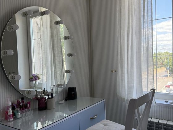 Оренда місця для візажиста / бровіста Кам'янське