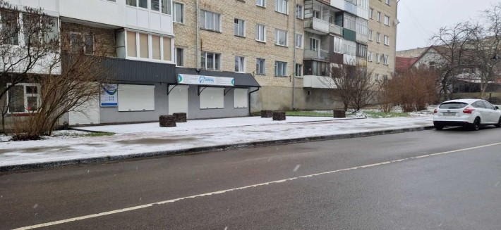 Оренда торгово - офісного приміщення м. Володимир вул. Ковельська 101 - фото 1