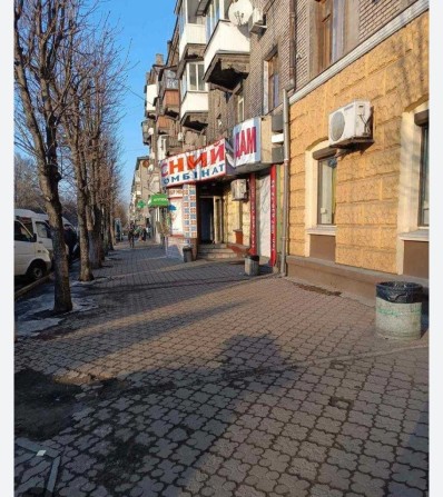 Аренда помещения самый ЦЕНТР, 50кв.м. Свободы 61. Рынок, АТБ - фото 1