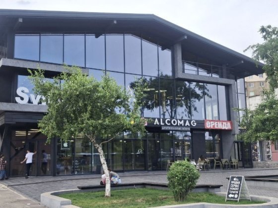 ОРЕНДА ВЕЛИКЕ КОМЕРЦІЙНЕ приміщення (лівий берег) Каменское