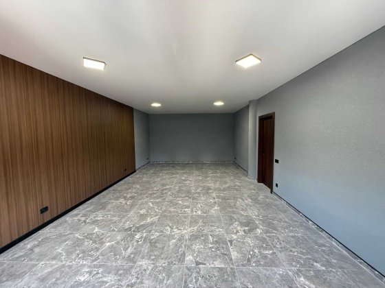 В АРЕНДУ сдается впервые,НОВЫЙ ремонт,Помещение 500 м2. Вышгород.Звони Вышгород