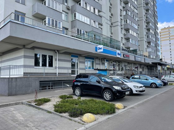 Магазин, Фасад. 152 м2 , Вишгород вул. Набережна 6 Ж Вышгород