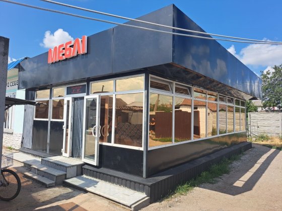 Верхівцеве.  Оренда  магазина на центральному ринку 70м2 Кам'янське