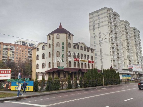 Оренда готельно-ресторанного комплексу Вишгород центр фасад Вышгород