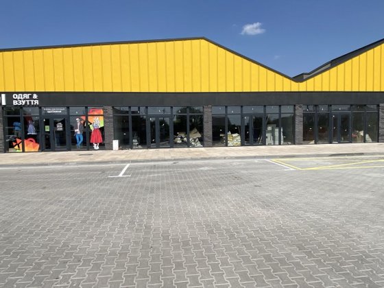 Гостомель Фасад Оренда торгових приміщень Гостомель