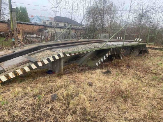 Естакада для самообслуговування авто в оренду Дрогобыч