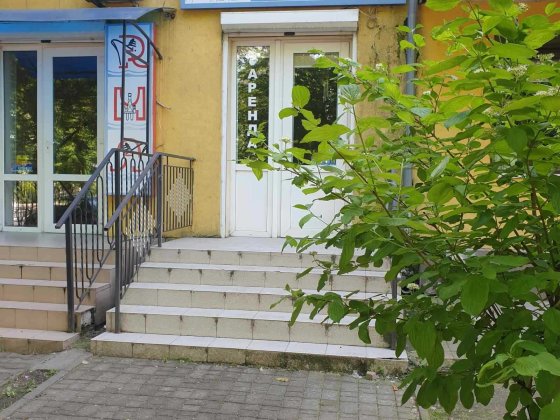 Здається в оренду нежитлове приміщення на пр. Миру, 22