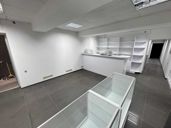 Центр Соборна 97 кв.м. ремонт фасад гарне місце ціна 55 тис. у.о. Миколаїв