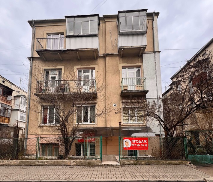 Фасадне комерційне приміщення 43,8 кв. м, вул. Пастернака / Героїв УПА - фото 1