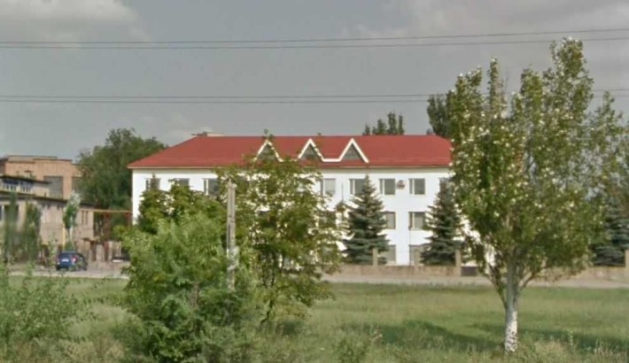 Продаж окремої триповерхової будівлі - фото 1