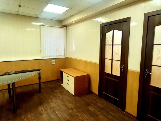 Продаж приміщення, БЕЗПЕЧНЕ місце, вул. Незалежної України, буд. 40-А.