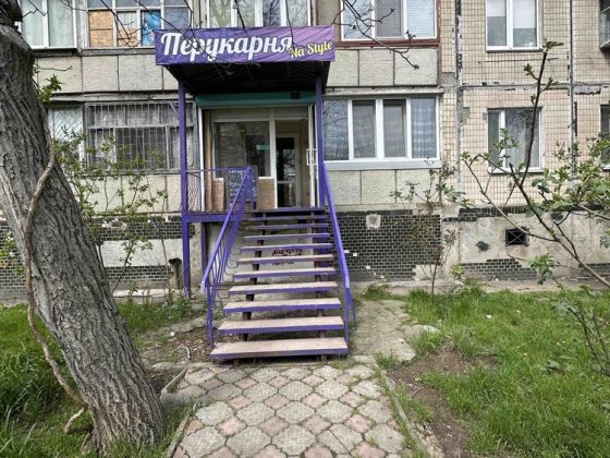 В Продажу приміщення салону на пр. Миру / Пл. Перемоги Миколаїв