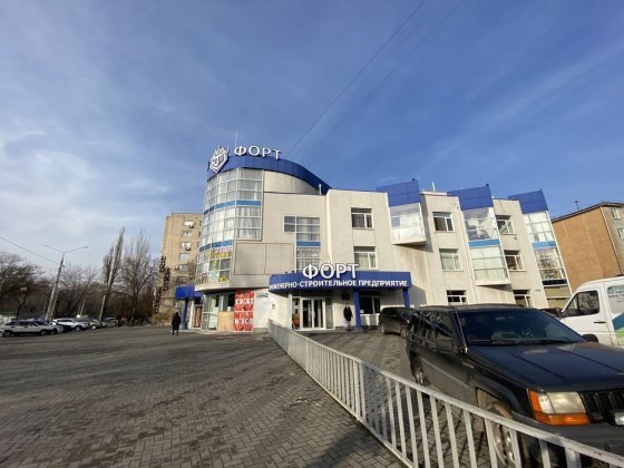 Приміщення 160 м² у БЦ "Форт", вул. Дудикіна, 28 — вільне планування