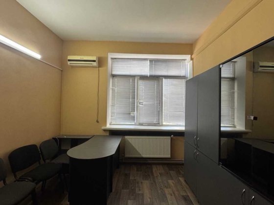 Продаю офіс Центр  вул. Садова Миколаїв