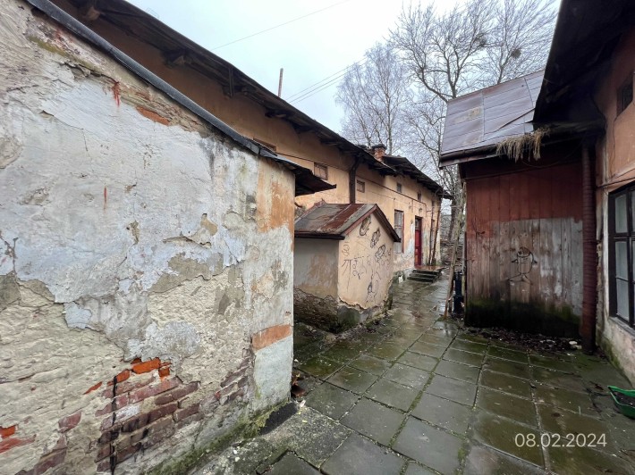 1 пов, окремий вхід, 101,3 м2, Львів, вул. Героїв УПА, 36 - фото 1
