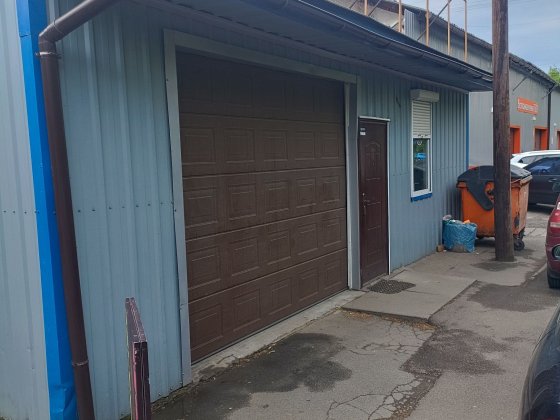 Продається СТО на Шахтарській Київ