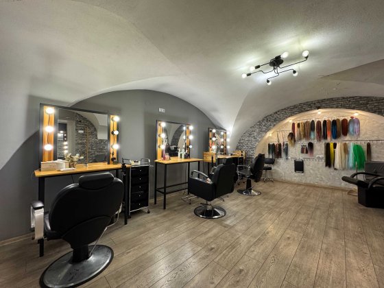 Продам салон красоты на Осипова! Угол Малая Арнаутская, 8 метров фасад Одеса