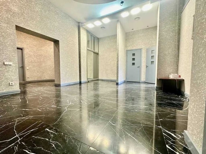 Продам офис з окремим входом - фото 1