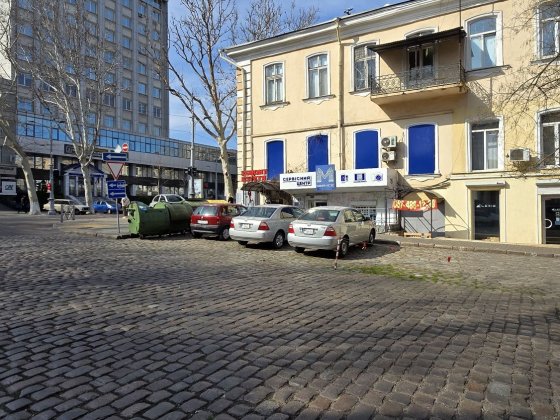 Продам Коммерческое помещение / підвальне приміщення у Центрі