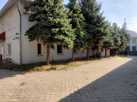 Продаж окремої комерційної будівлі пр-т Б. Хмельницького (Сталінграду) Дніпро