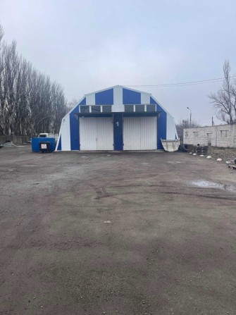 Продам склад 860 м .кв. , зем. ділянка 0,4 га, 80000у.е. - фото 1
