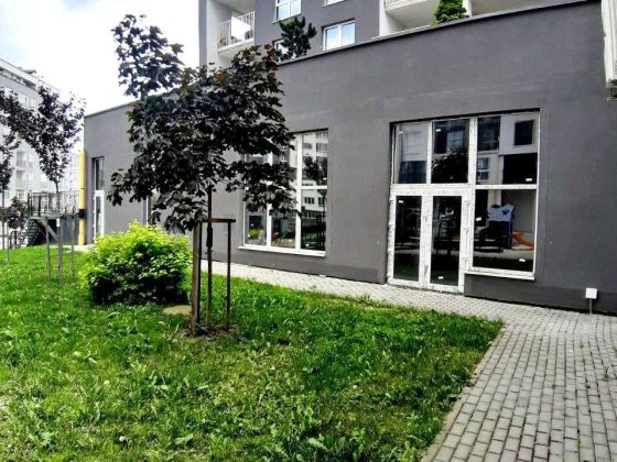 Продаж фасадного приміщення в ЖК Америка 380 м2 Львів