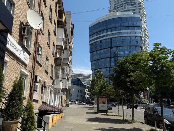 GoodWine Signature Фасад Комерція Мечнікова 11 Печерськ Кловська Центр Киев