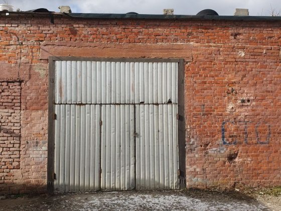 Бокс із підйомником, гараж оренда. Калуш