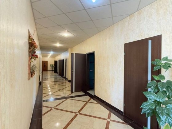 Оренда офіс центру 1500 м Калуш