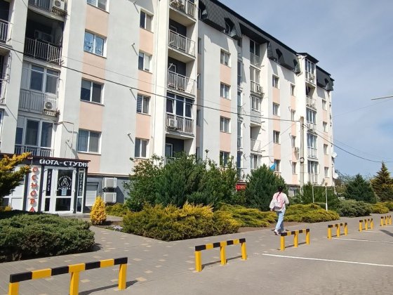 Молодіжне!  Нове Приміщення 117м/225м Чорноморськ