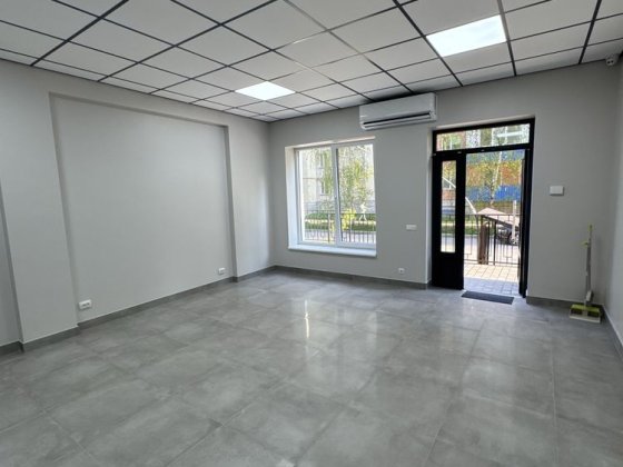 Здається комерційне приміщення в центрі Кам'янець-Подільський