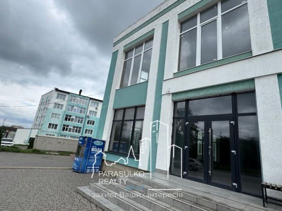 Здам в оренду комерційне приміщення ЖК "Молодіжний" Кам'янець-Подільський