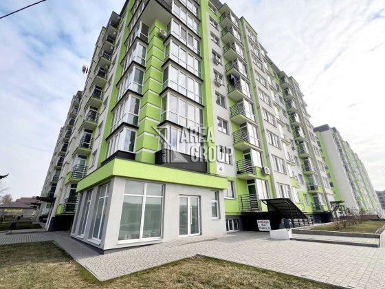 Оренда комерційного приміщення в сучасному житловому комплексі. Кам'янець-Подільський