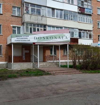 Здам в оренду нежитлове примiщення магазину у центрi мiста - фото 1
