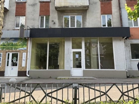 Оренда комерційного приміщення, фасад, р-н Вокзалу, Автовокзалу Коростень